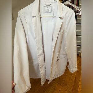 Figs Bellevue Short Lab Coat Size Medium